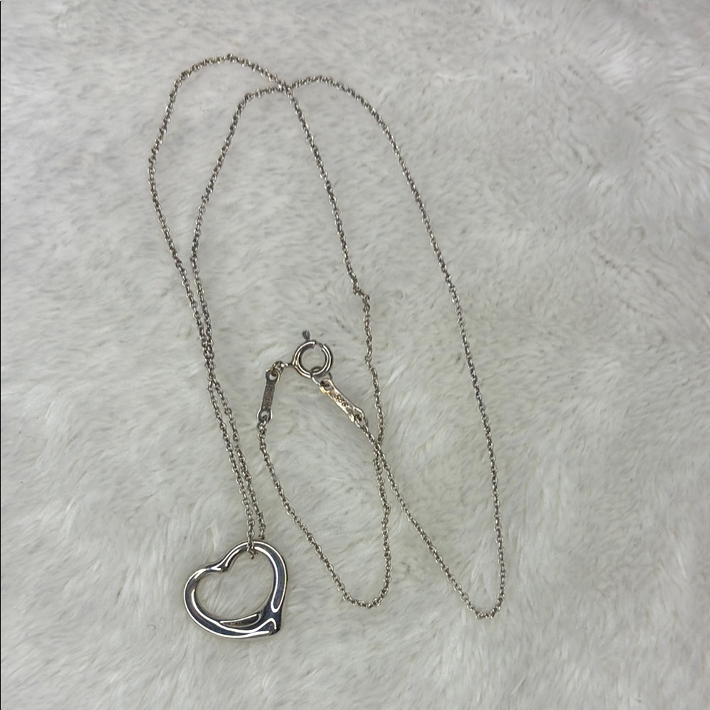 ❌SOLD ❌Tiffany & Co. Open Heart Necklace